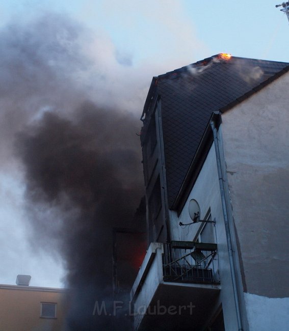 Feuer 3 Koeln Vingst Burgstr P247.JPG
